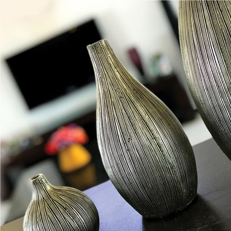 گلدان دکوری مدل سارینا طرح سالونگ مجموعه سه عددی کد m67